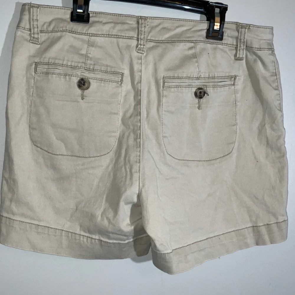 Preloved One 5 One Y2K Khaki Shorts Sz 6 - Picture 2 of 3